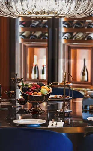 Rooms & Suites